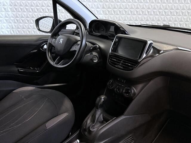 Occasion Peugeot 208 Active 95 PK (69 kW) 2012 Zwart (metallic) Hatchback