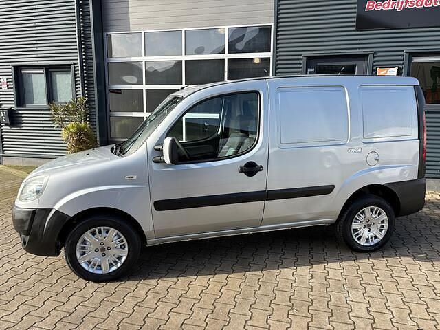 Occasion Fiat Doblò 120 PK (88 kW) 2010 Grijs MPV