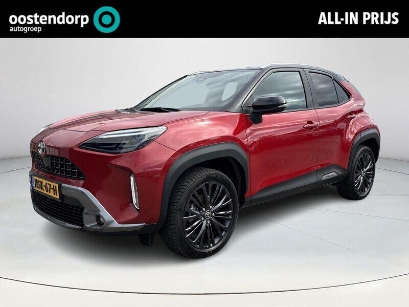 Rood Gebruikt 2022 Toyota Yaris Cross Executive SUV | € 27.440 (Eerlijke prijs) - Afbeelding 1/4