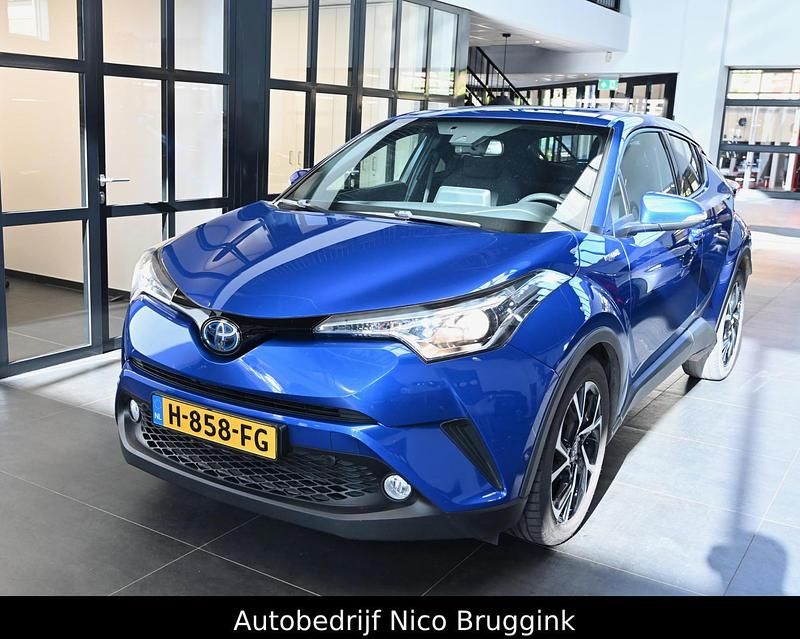 Blauw Gebruikt 2019 Toyota C-HR SUV | € 18.250 (Eerlijke prijs) - Afbeelding 1/4
