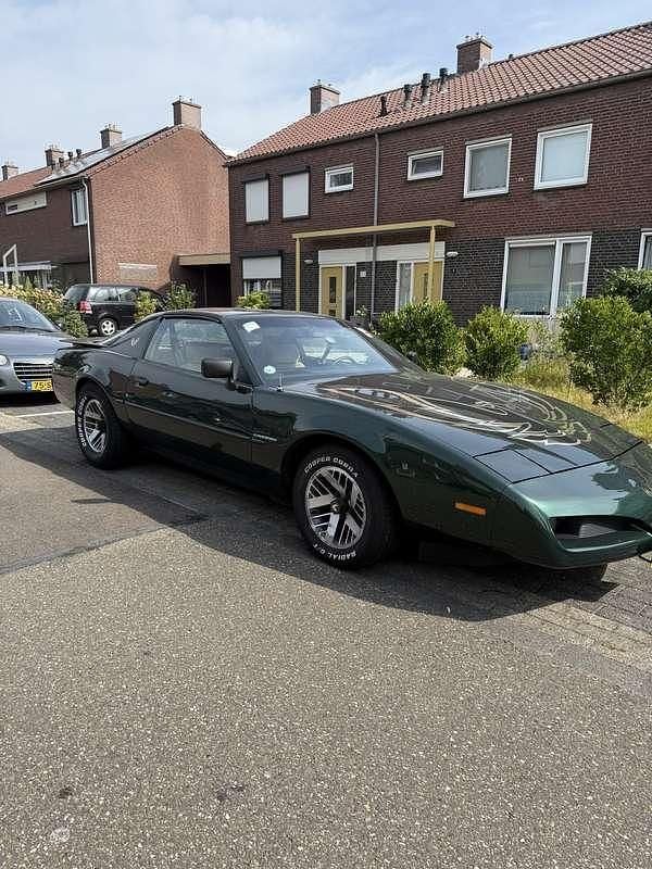 Groen Occasion 1991 Pontiac Firebird Coupé | € 15.000 - Afbeelding 1/4