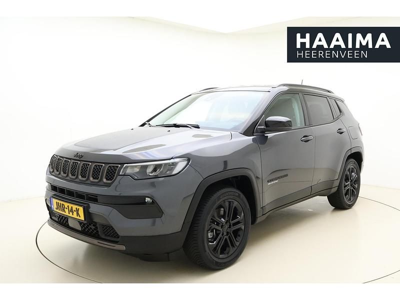 Grijs Gebruikt 2022 Jeep Compass Limited SUV | € 28.950 (Eerlijke prijs) - Afbeelding 1/4