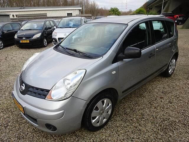 Grijs Occasion 2009 Nissan Note Visia MPV | € 1.695 (Goede deal) - Afbeelding 1/4