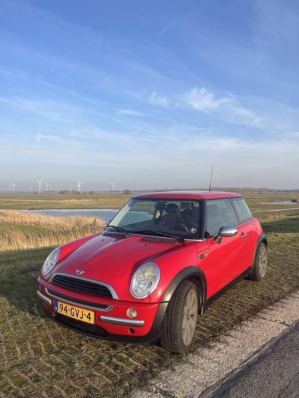 Occasion Mini Cooper 90 PK (66 kW) 2003 Rood Hatchback