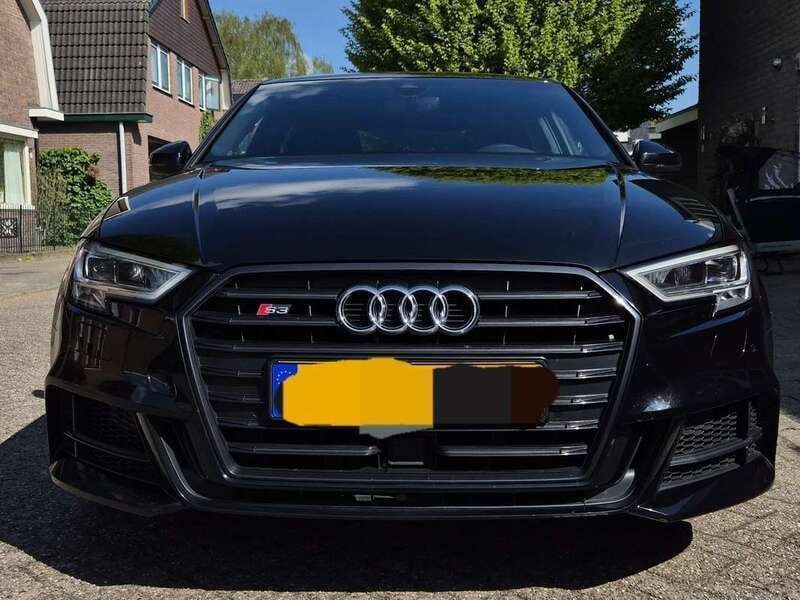 Zwart Gebruikt 2020 Audi S3 Edition .1 Sedan | € 38.950 (Eerlijke prijs) - Afbeelding 1/4