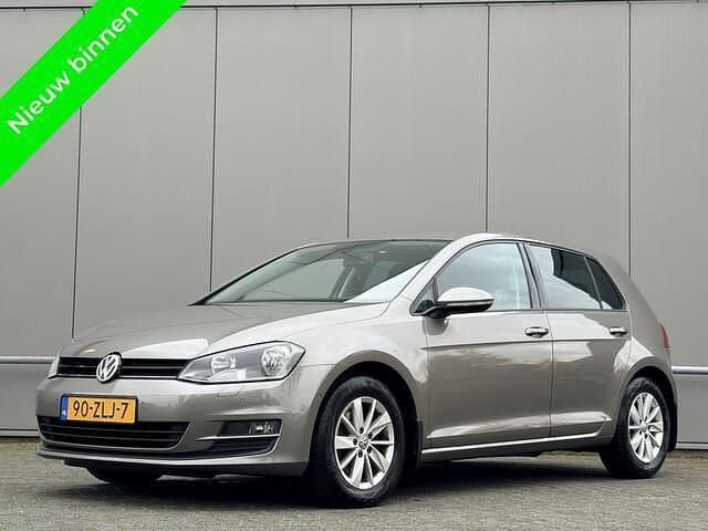 Grijs Gebruikt 2013 VW Golf VII Hatchback | € 9.950 (Eerlijke prijs) - Afbeelding 1/4