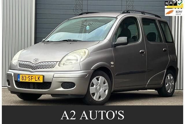 Grijs Gebruikt 2005 Toyota Yaris Verso Sol MPV | € 2.950 (Eerlijke prijs) - Afbeelding 1/4