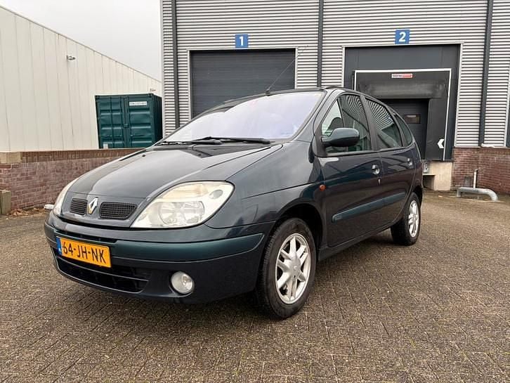 Gebruikt 2002 Renault Scénic Authentique MPV | € 650 (Eerlijke prijs) - Afbeelding 1/4