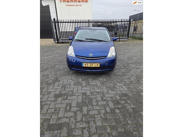 Blauw (metallic) Occasion 2008 Toyota Prius Comfort Hatchback | € 4.750 - Afbeelding 1/4