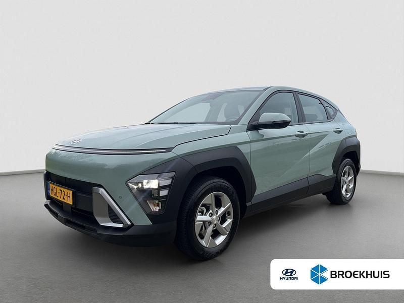 Groen Occasion 2025 Hyundai Kona Comfort SUV | € 28.400 (Super prijs) - Afbeelding 1/4