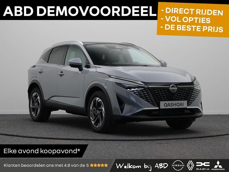 Zwart Gebruikt 2025 Nissan Qashqai N-Connecta SUV | € 40.940 (Eerlijke prijs) - Afbeelding 1/3