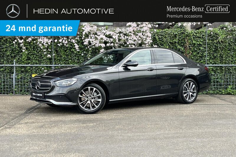 Grijs Gebruikt 2021 Mercedes E300 Business Sedan | € 47.900 (Eerlijke prijs) - Afbeelding 1/4