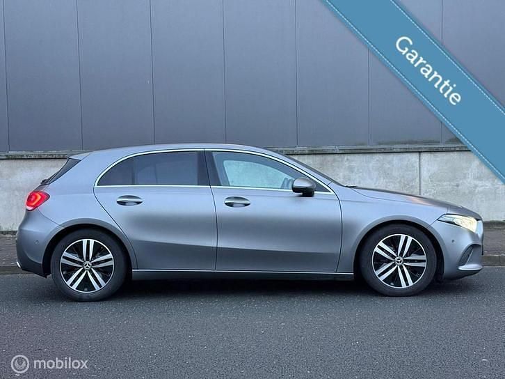 Occasion Mercedes A180 Business 136 PK (100 kW) 2020 Grijs Hatchback