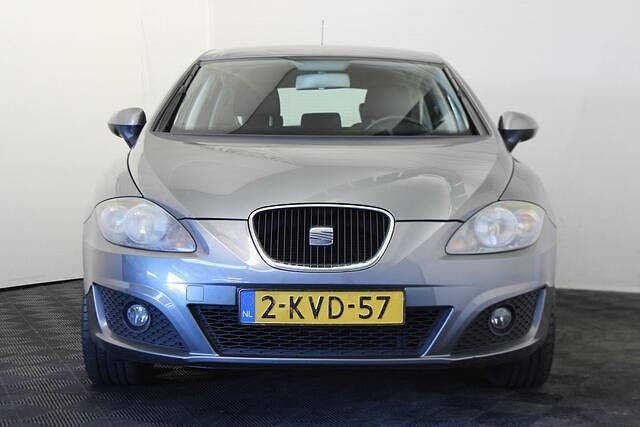 Occasion Seat Leon 105 PK (77 kW) 2012 Grijs Hatchback