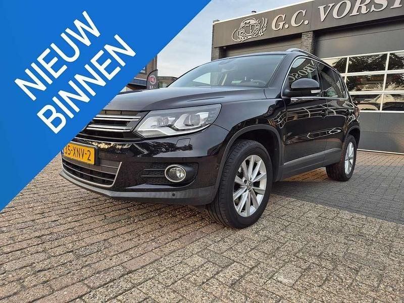 Zwart Gebruikt 2012 VW Tiguan Sport SUV | € 14.950 (Iets duurder) - Afbeelding 1/4