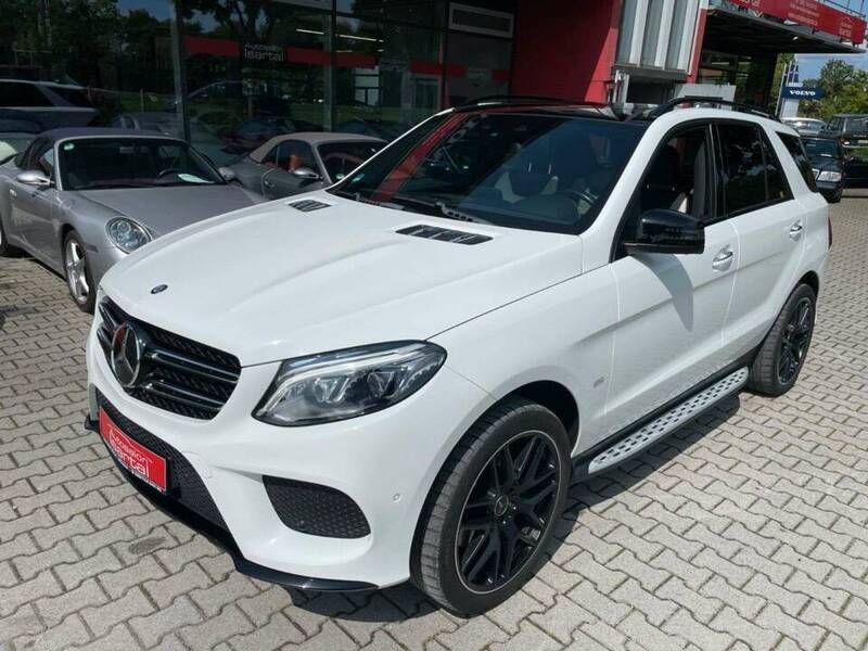 Witpolarweiss unilack Gebruikt 2016 Mercedes GLE350 Sedan | € 37.900 - Afbeelding 1/4