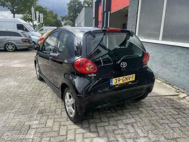 Occasion Toyota Aygo Sport 68 PK (50 kW) 2008 Zwart Hatchback