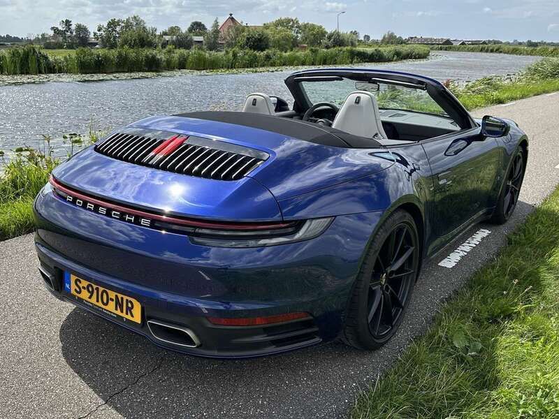 Blauw Gebruikt 2019 Porsche 911 Carrera 4 Cabriolet Cabriolet | € 129.992 - Afbeelding 1/4