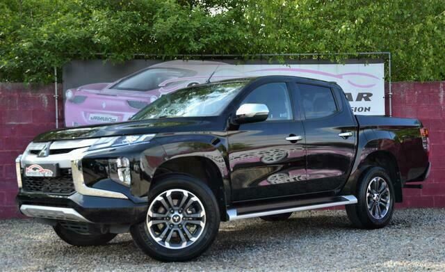 Zwart Gebruikt 2020 Mitsubishi L200 Instyle Pickup | € 37.900 - Afbeelding 1/4