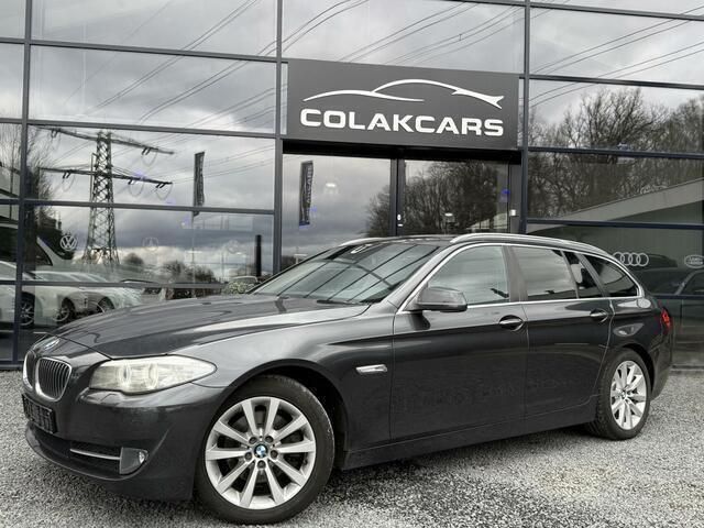Grijs Gebruikt 2010 BMW 523 Executive Stationwagen | € 5.250 - Afbeelding 1/4