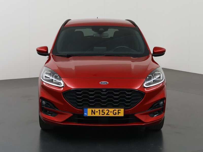 Rood Gebruikt 2020 Ford Kuga ST-Line X SUV | € 24.940 (Goede deal) - Afbeelding 1/4