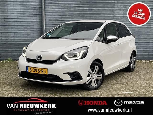 Wit (metallic) Gebruikt 2023 Honda Jazz Executive Hatchback | € 23.900 (Eerlijke prijs) - Afbeelding 1/4