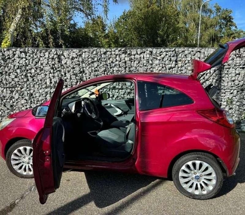 Occasion Ford Ka Titanium 69 PK (50 kW) 2010 Sedan
