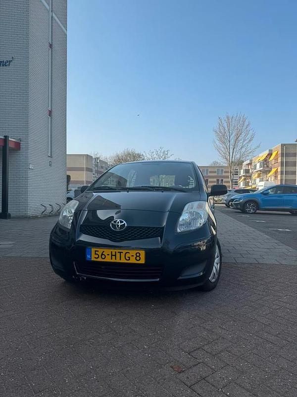 Occasion Toyota Yaris Terra 69 PK (50 kW) 2009 Hatchback