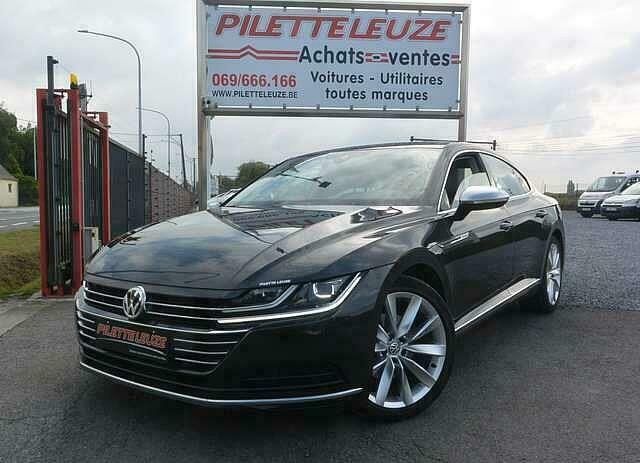 Bruin Gebruikt 2017 VW Arteon Elegance+ Sedan | € 28.990 (Eerlijke prijs) - Afbeelding 1/4