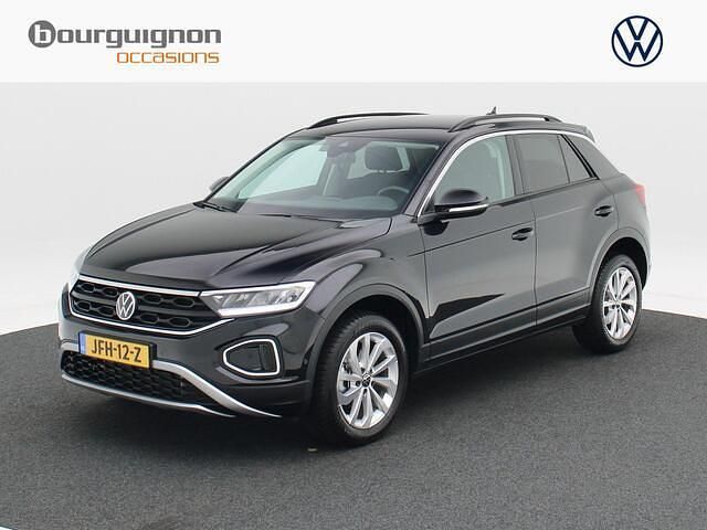 Zwart Gebruikt 2025 VW T-Roc Edition SUV | € 35.850 (Eerlijke prijs) - Afbeelding 1/4