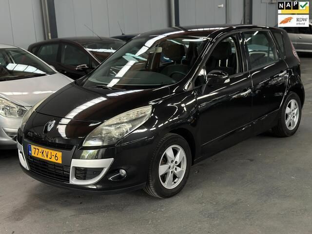 Zwart Gebruikt 2010 Renault Scénic III Dynamique MPV | € 3.999 (Goede deal) - Afbeelding 1/4