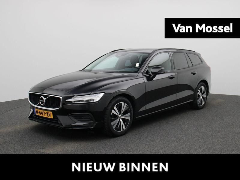 Zwart Gebruikt 2021 Volvo V60 Momentum Stationwagen | € 27.400 (Goede deal) - Afbeelding 1/4