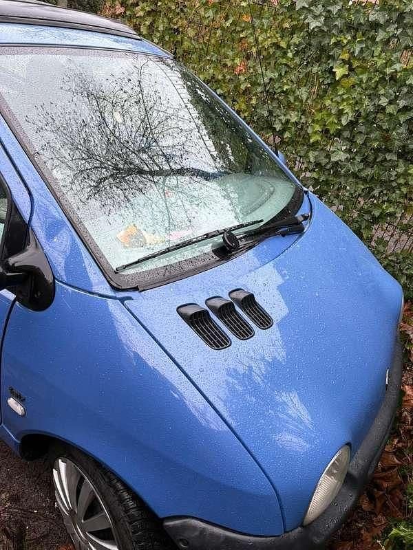 Blauw Occasion 2006 Renault Twingo Hatchback | € 1.150 (Eerlijke prijs) - Afbeelding 1/4