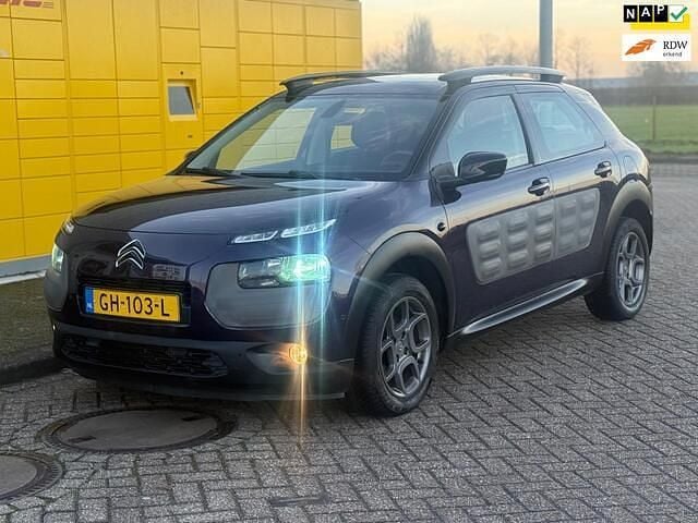 Paars (metallic) Occasion 2015 Citroën C4 Business Class SUV | € 6.750 (Eerlijke prijs) - Afbeelding 1/4