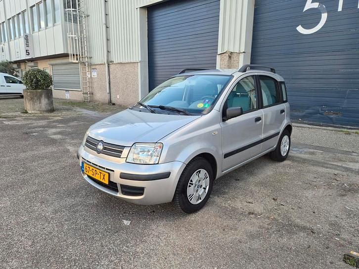 Zilver Gebruikt 2006 Fiat Panda MPV | € 1.799 - Afbeelding 1/4