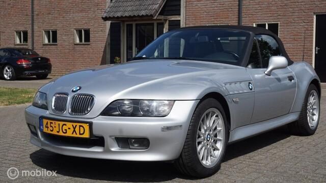 Grijs Gebruikt 2002 BMW Z3 Sport Line Cabriolet | € 13.750 (Duur) - Afbeelding 1/4