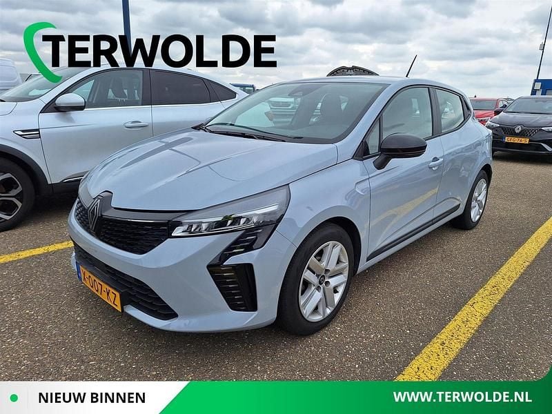 Grijs, metallic lak Gebruikt 2023 Renault Clio V Evolution Hatchback | € 17.445 (Eerlijke prijs) - Afbeelding 1/3