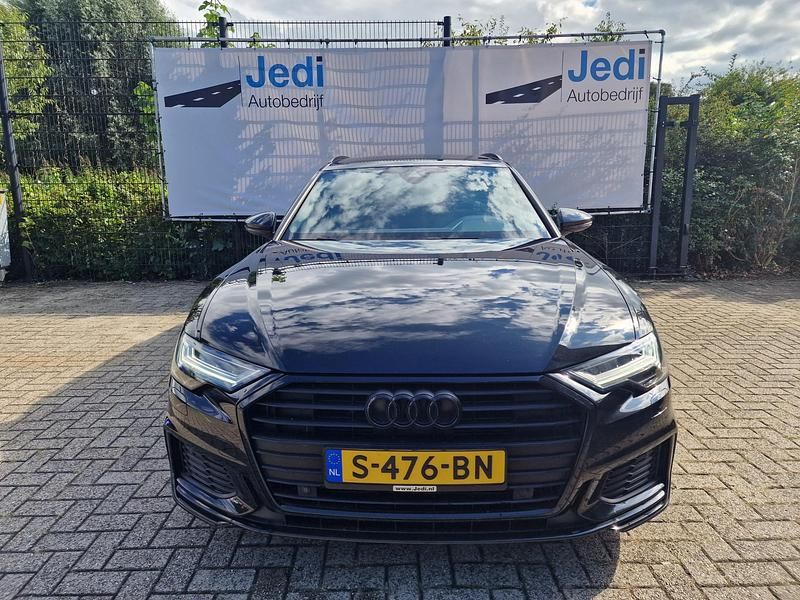 Zwart Gebruikt 2023 Audi A6 Competition Stationwagen | € 66.950 - Afbeelding 1/4
