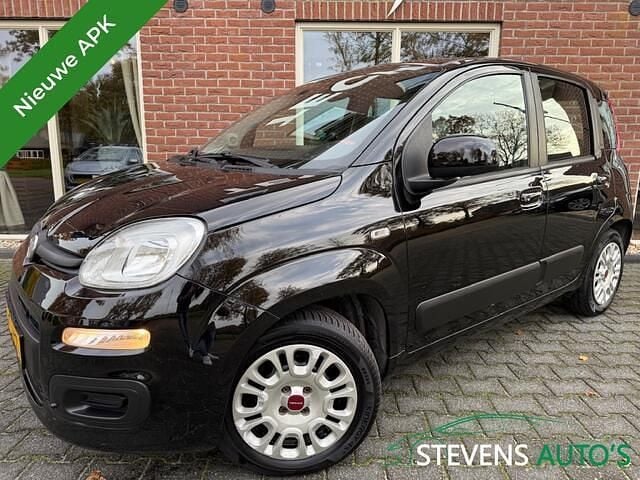 Zwart Gebruikt 2014 Fiat Panda Hatchback | € 3.444 (Goede deal) - Afbeelding 1/4