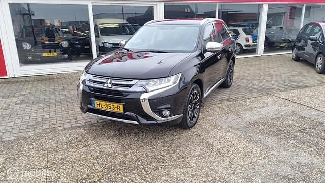 Occasion Mitsubishi Outlander Instyle 121 PK (88 kW) 2015 Zwart SUV