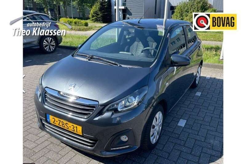 Grijs Gebruikt 2014 Peugeot 108 Premium Hatchback | € 7.450 (Eerlijke prijs) - Afbeelding 1/4