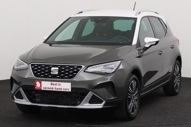 Grijs Gebruikt 2024 Seat Arona SUV | € 20.995 (Eerlijke prijs) - Afbeelding 1/4