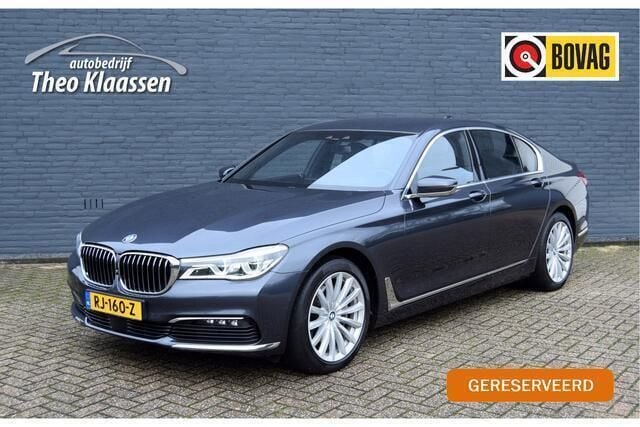 Grijs Gebruikt 2017 BMW 740 Executive Sedan | € 39.950 (Goede deal) - Afbeelding 1/4