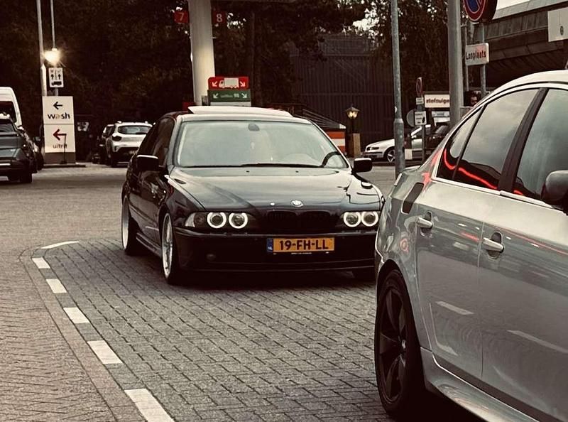 Blauw Gebruikt 2000 BMW 528 Sedan | € 4.800 - Afbeelding 1/4