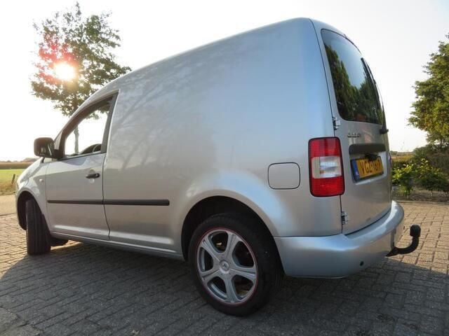 Occasion VW Caddy 102 PK (75 kW) 2008 Grijs MPV