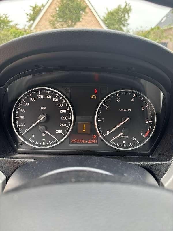 Occasion BMW 318 143 PK (105 kW) 2010 Groen Sedan