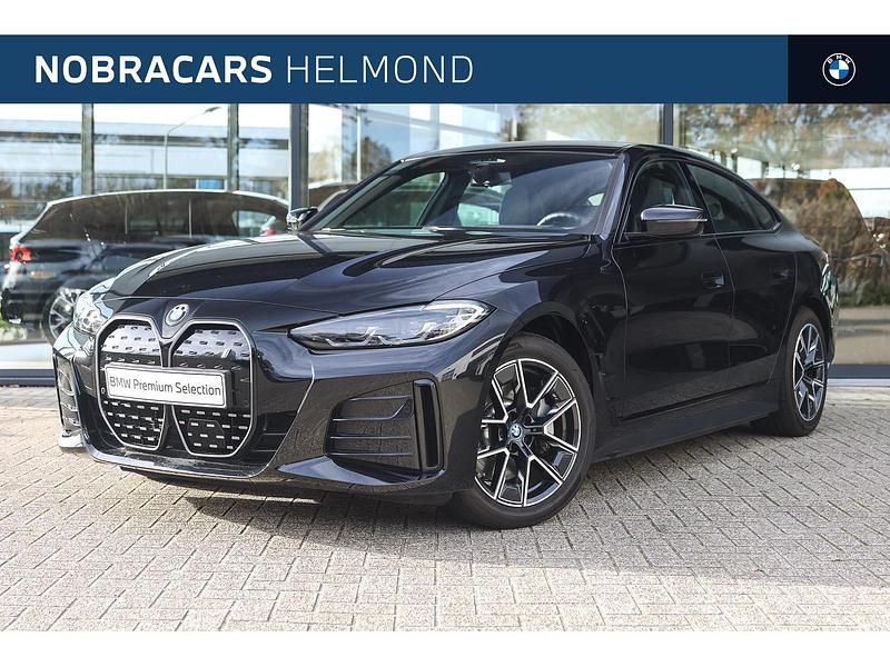 Zwart Gebruikt 2024 BMW i4 Executive Sedan | € 42.950 (Super prijs) - Afbeelding 1/4