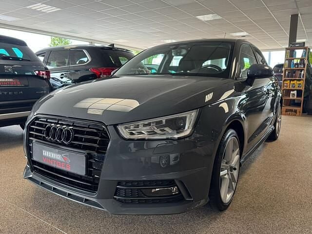 Grijs Gebruikt 2016 Audi A1 Sportback S-Line Hatchback | € 10.950 (Eerlijke prijs) - Afbeelding 1/4