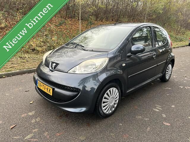 Grijs Gebruikt 2007 Peugeot 107 Hatchback | € 2.500 (Eerlijke prijs) - Afbeelding 1/4