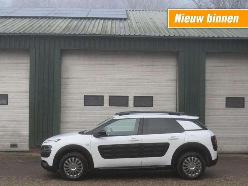 Wit Gebruikt 2016 Citroën C4 Feel SUV | € 3.950 (Goede deal) - Afbeelding 1/4
